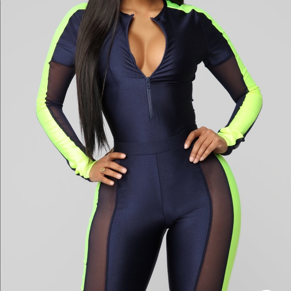 Fashion Nova Activewear Set